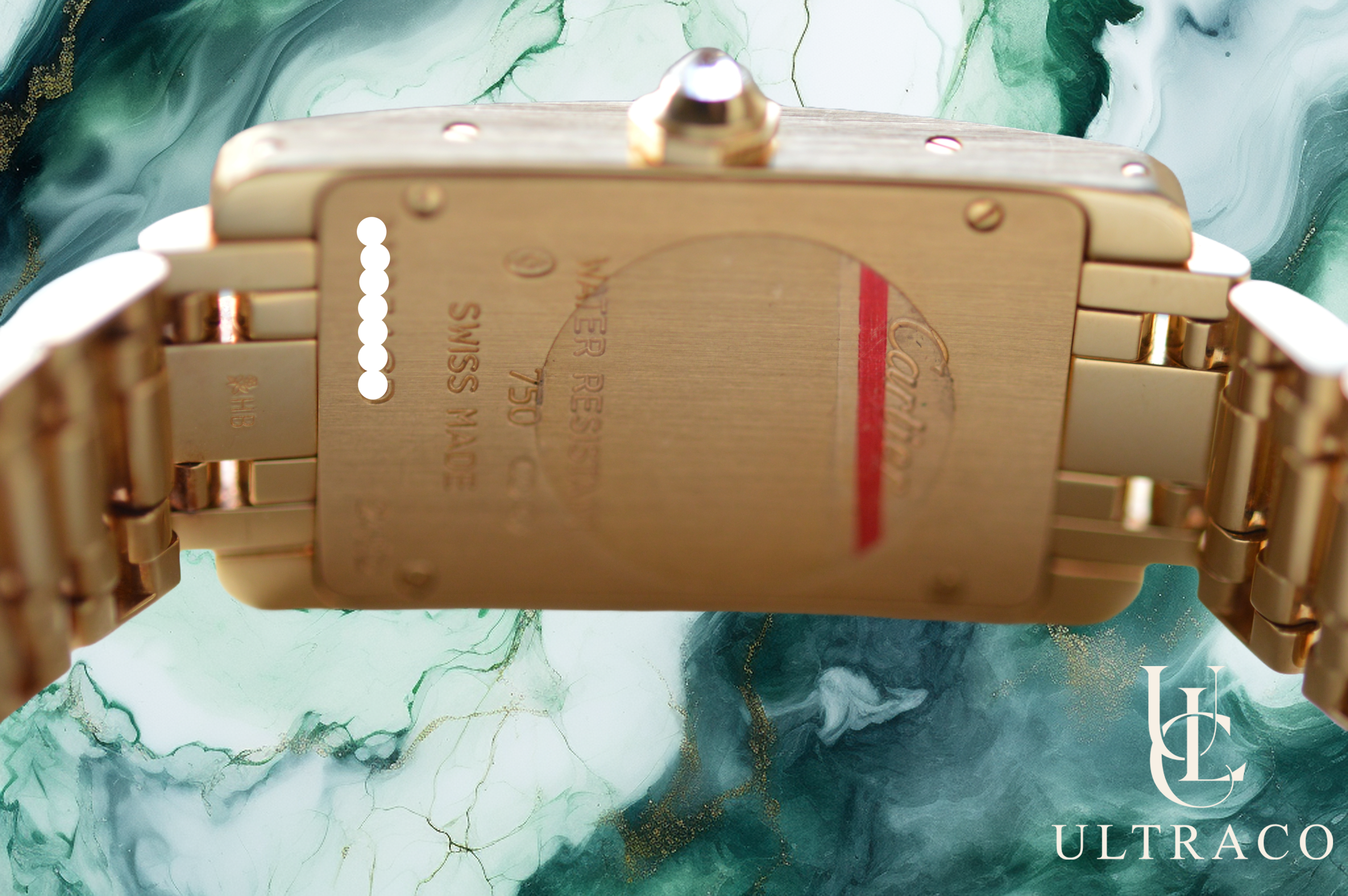 Cartier Tank Américaine Lunette diamant SM en or jaune 18 carats