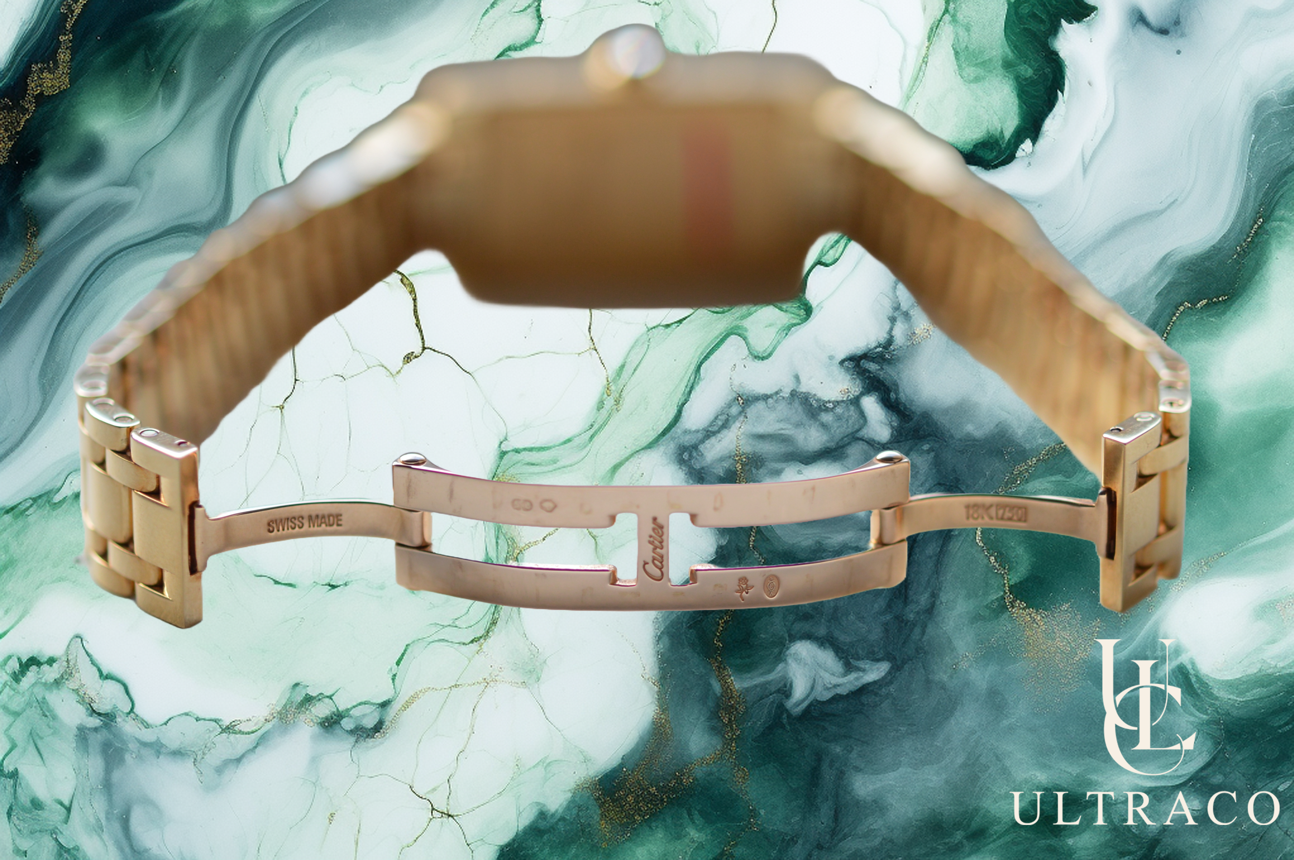 Cartier Tank Américaine Lunette diamant SM en or jaune 18 carats