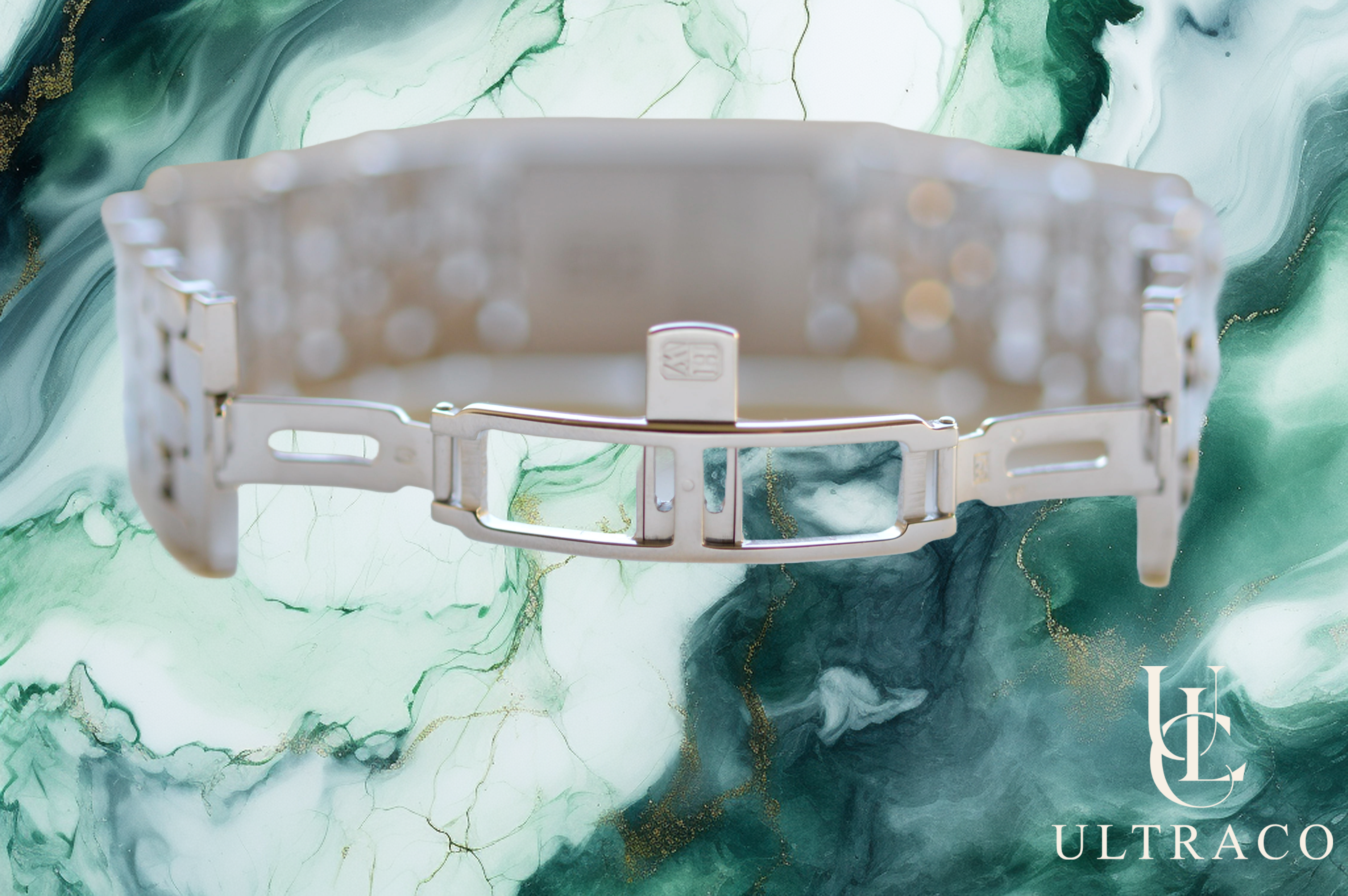 Harry Winston Avenue 18K White Gold With Diamond Bezel Quartz