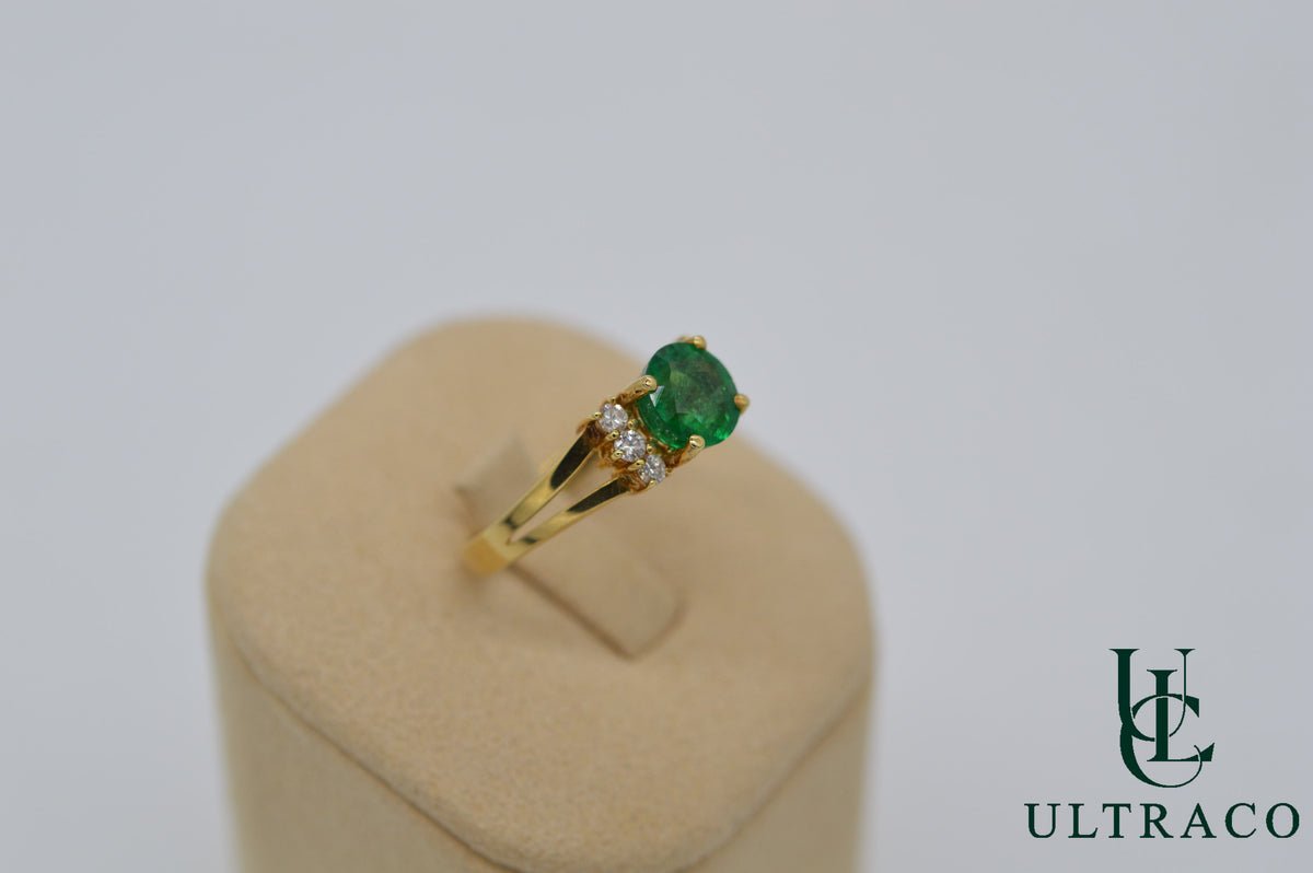 Zambian Emerald & Diamonds In 18K Yellow Gold Ring