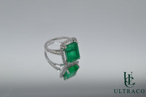 Colombian Emerald With Diamonds Set In 18K White Gold Ring