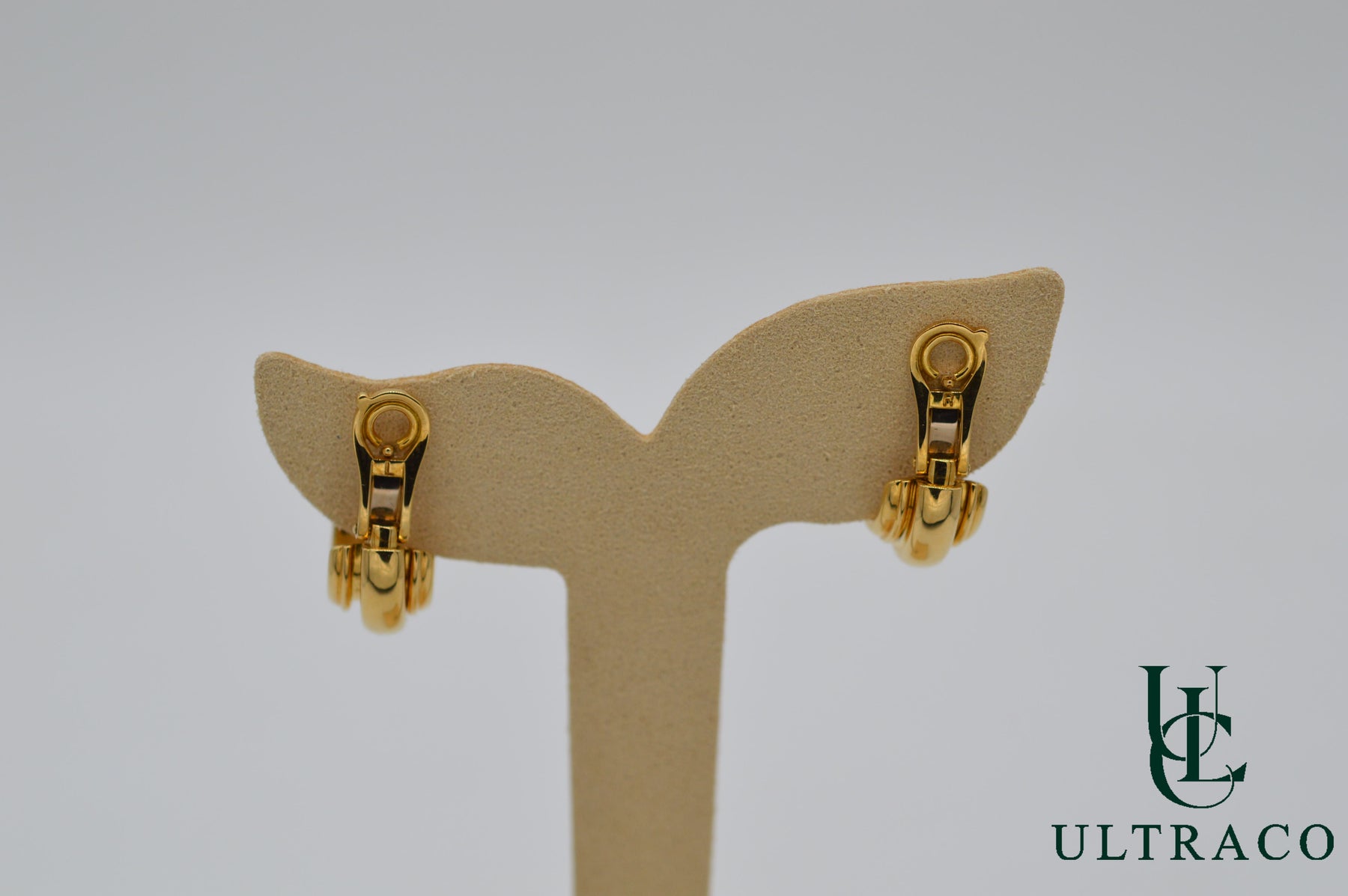 Piaget Possession 18K Yellow Gold Earrings