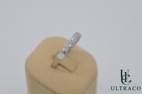 Diamonds Set In 18K White Gold Ring