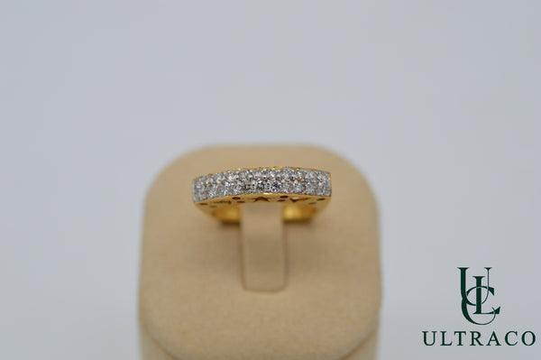 Diamonds Set In 18K Yellow Gold